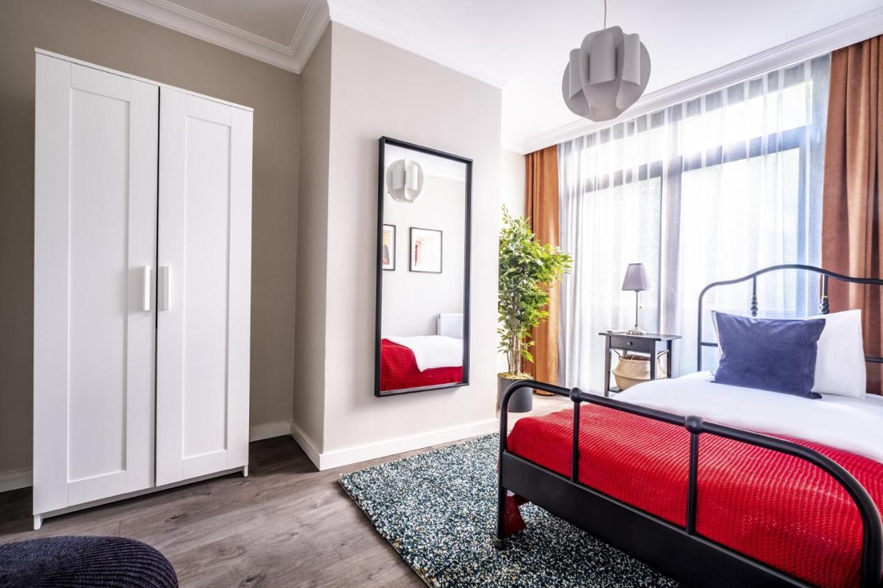 Central Flat With Sleek Interior In Sisli Provincia di Provincia di Istanbul Esterno foto